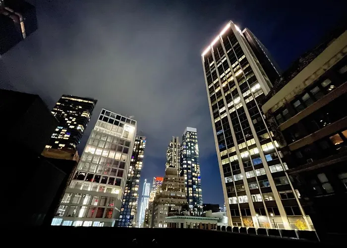 Hotel And The City, Rooftop City View
